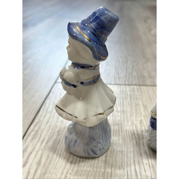 Vintage USSR Soviet Russia Blue and White Porcelain Figurines with Cats and Dogs - Picture 3 of 12